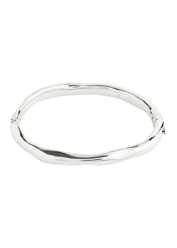 LIGHT wavy recycled bangle | Silver-Plated