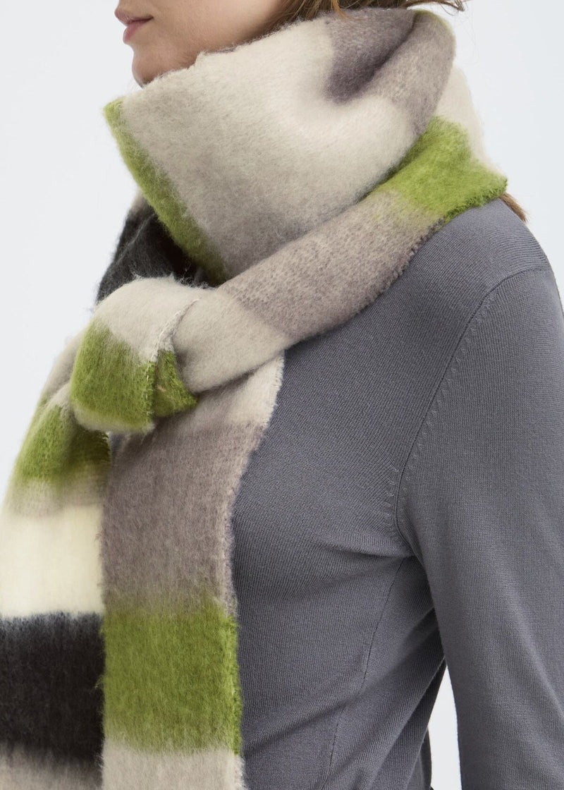 Molly Scarf