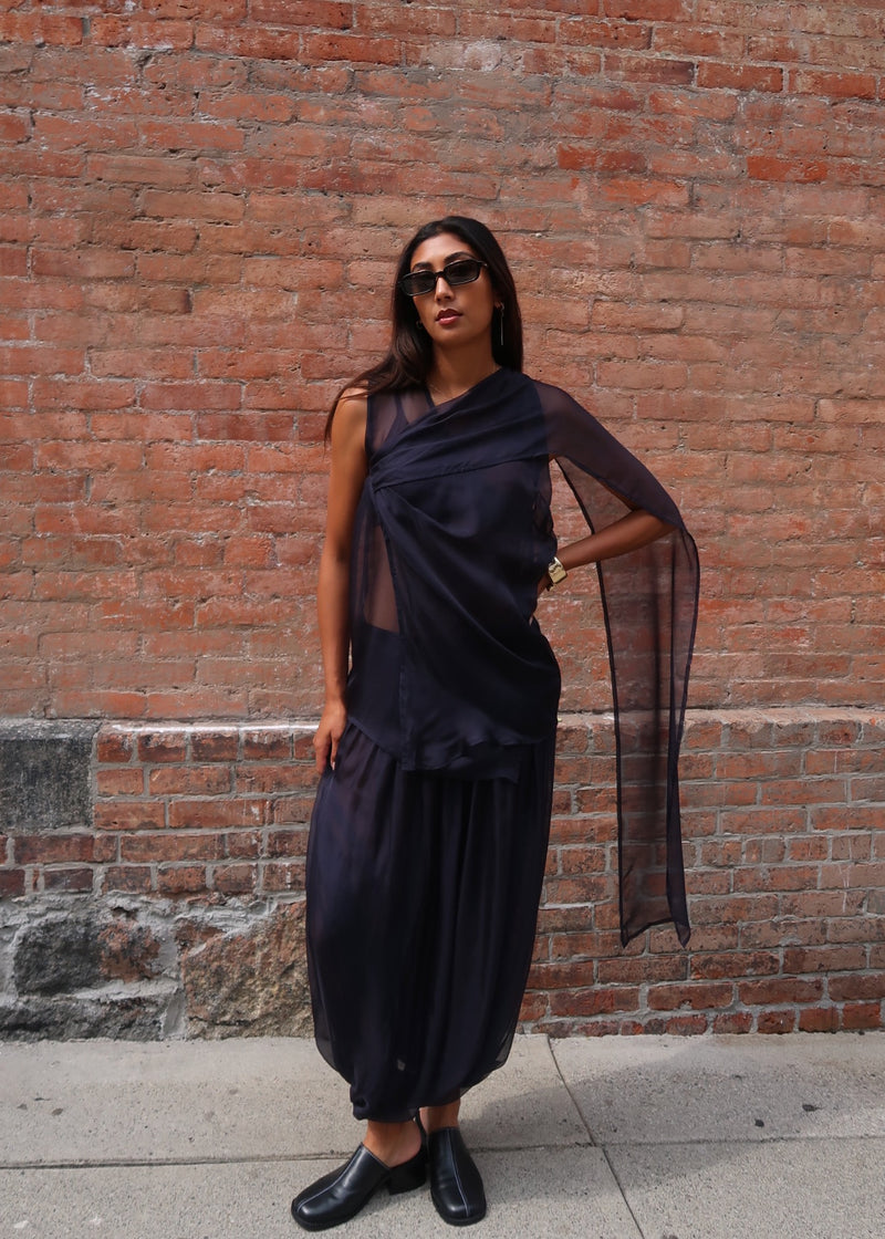 Vale Silk Top | Navy