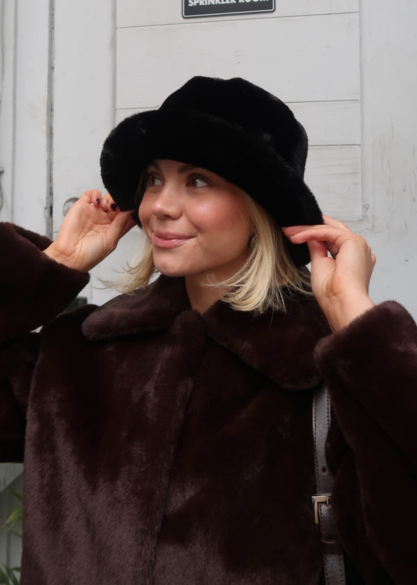 Amara Faux Fur Bucket Hat | Noir