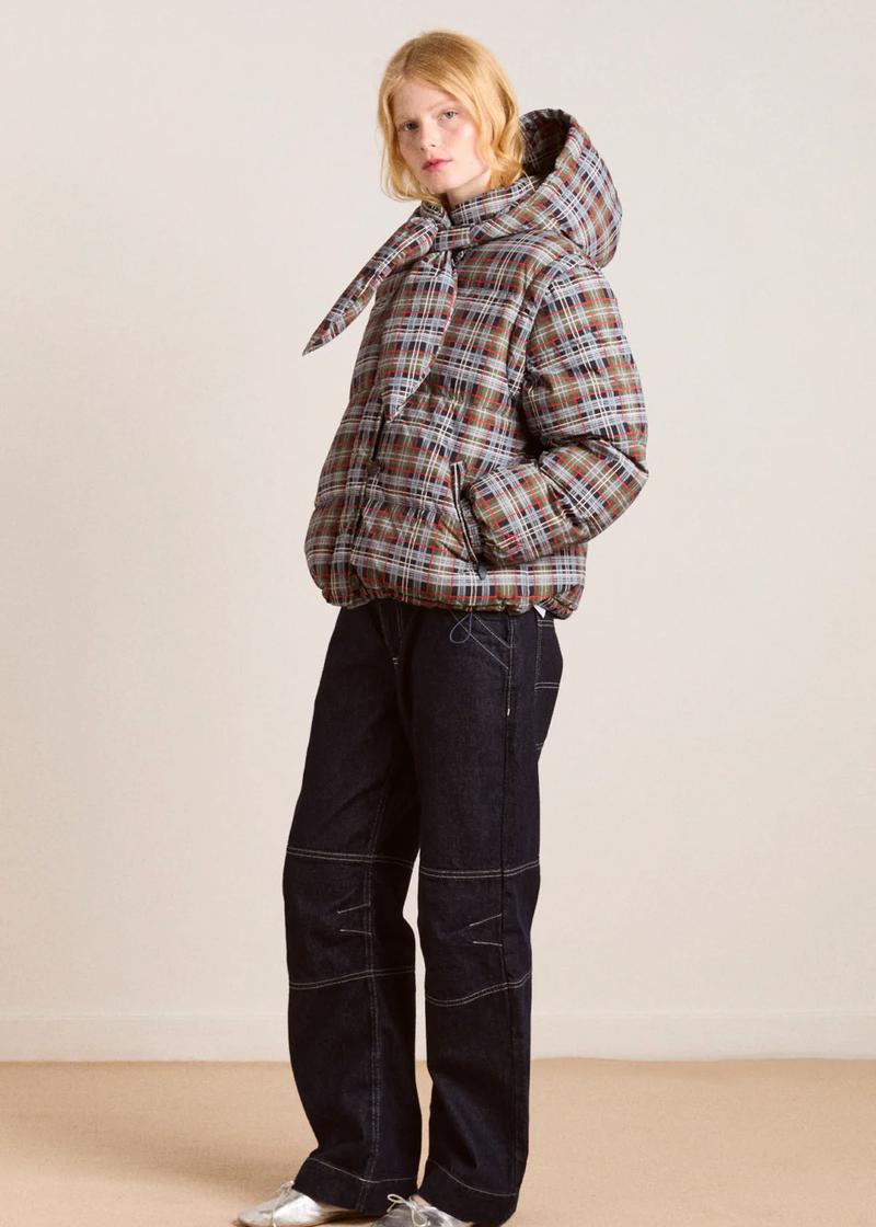 Pearl Hooded Puffer w/ Removable Hood & Sleeves