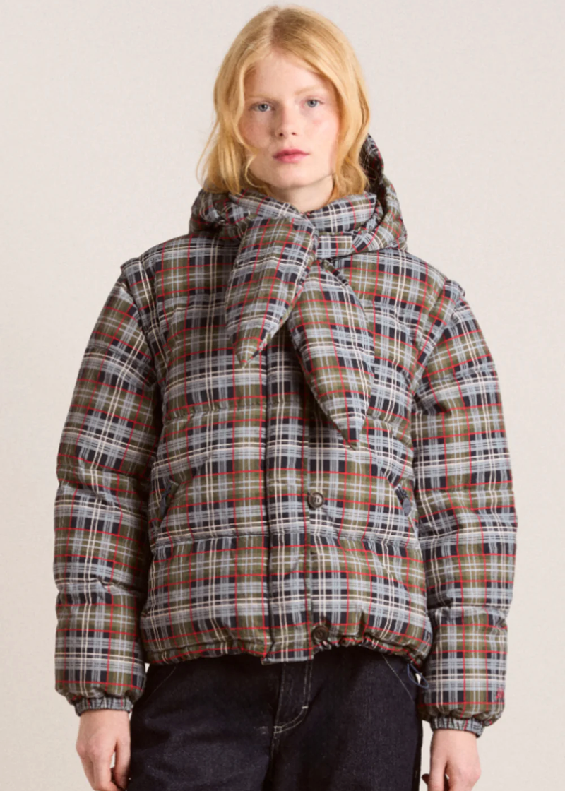Pearl Hooded Puffer w/ Removable Hood & Sleeves