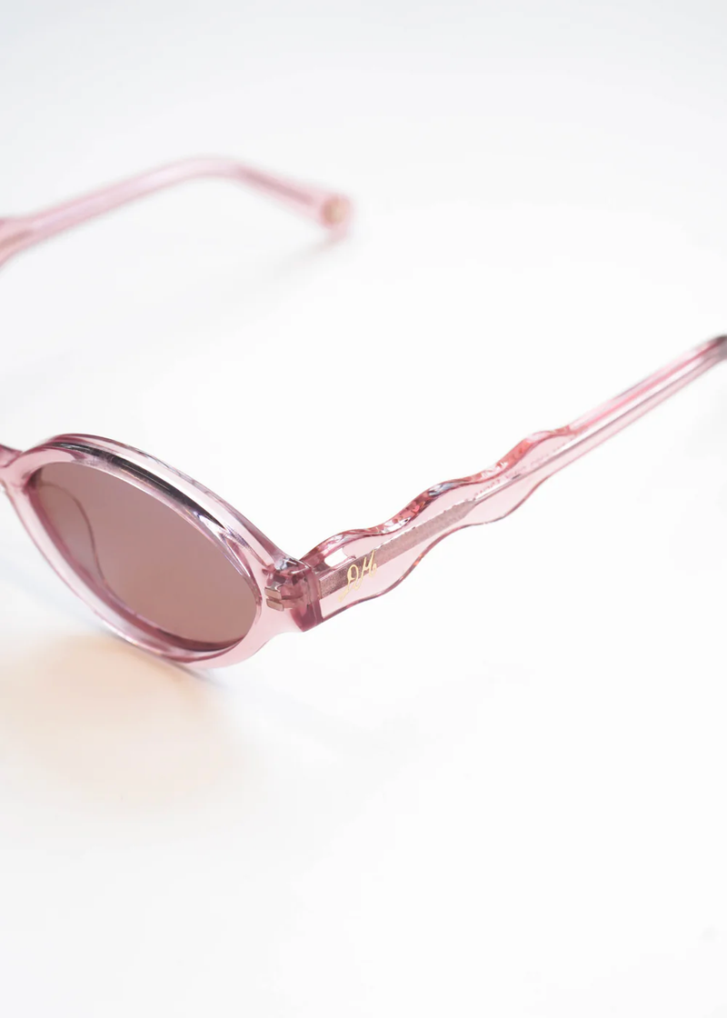 Slim Oval Sunglasses With Wavy Temple | Pink