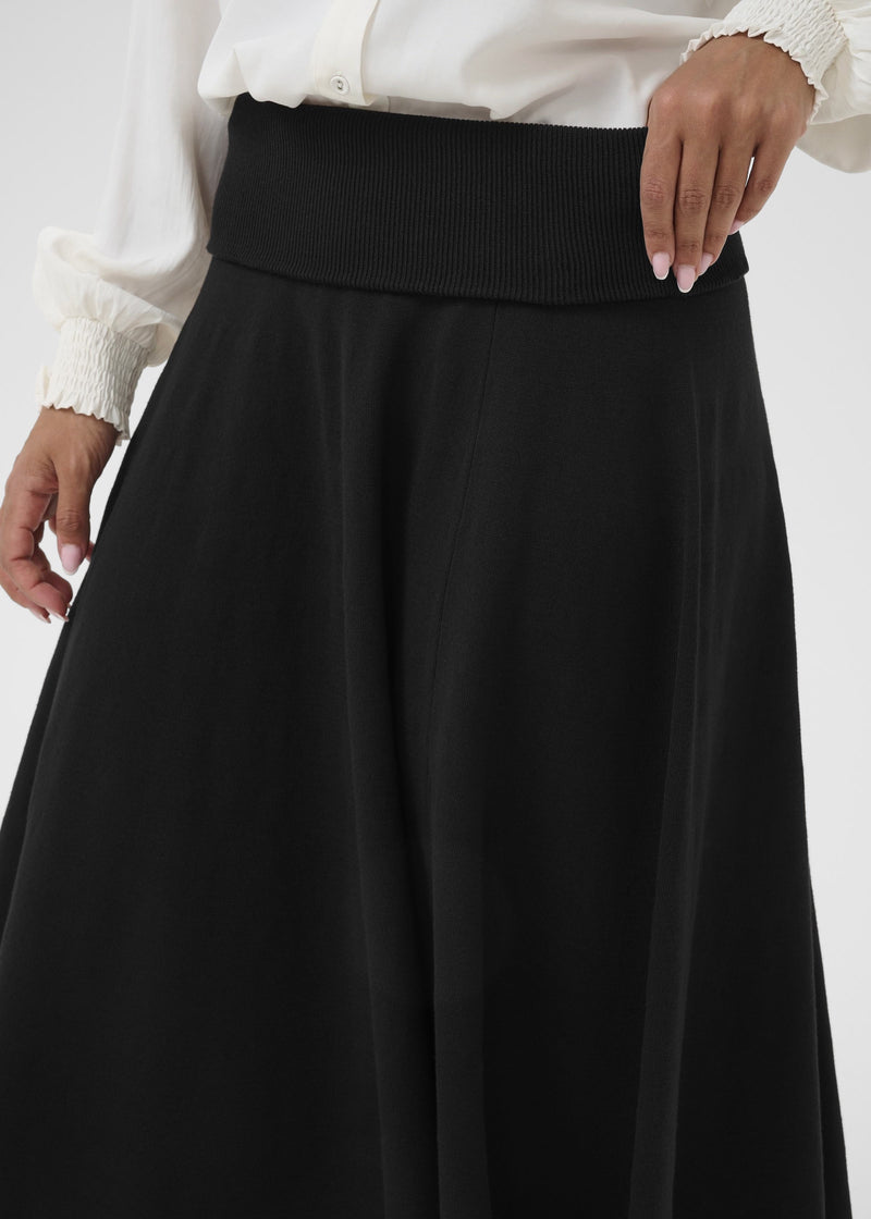 Villea Knit Skirt