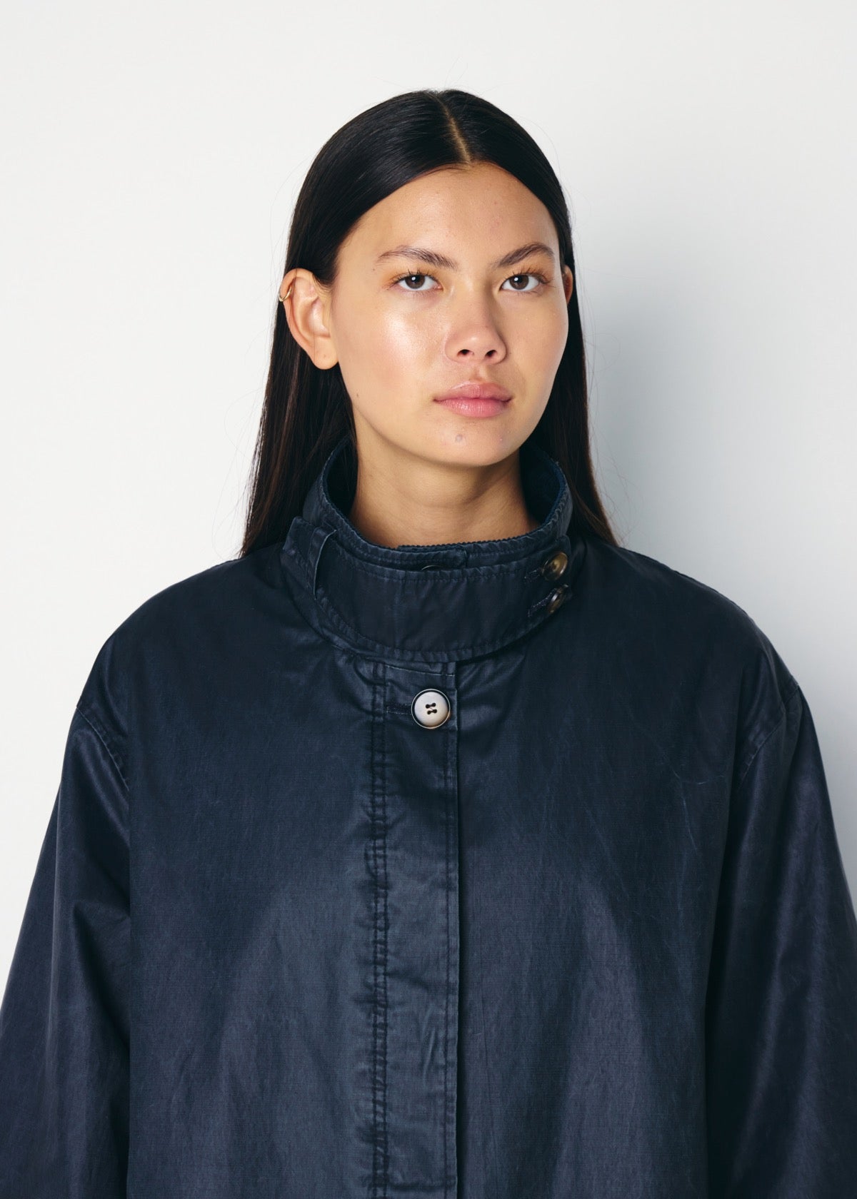 ICHI Ganilo Long Jacket | Wax Navy | SHOP SIISTA | VANCOUVER, CANADA