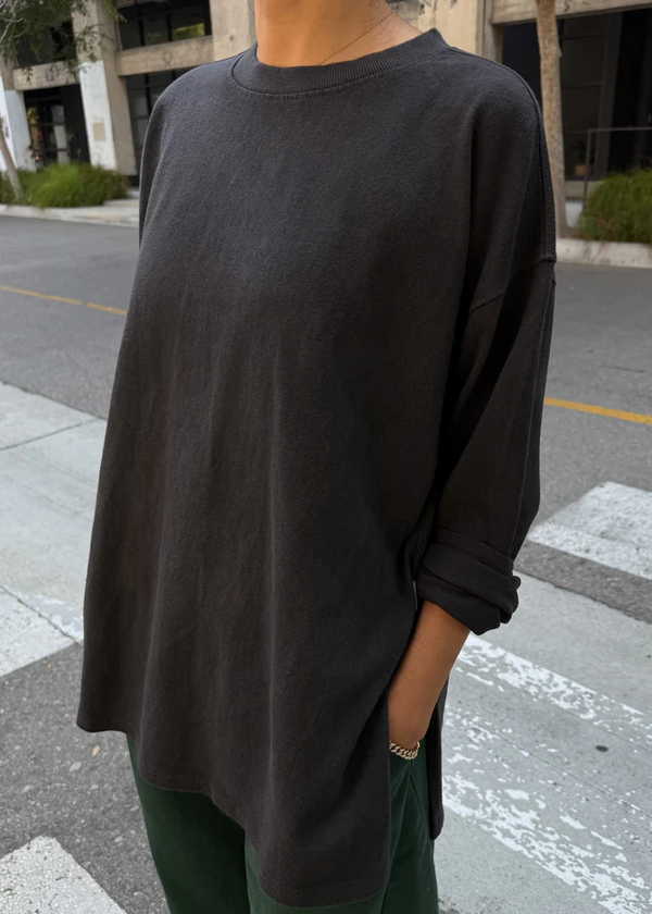 Sunday Tee | Almost Black