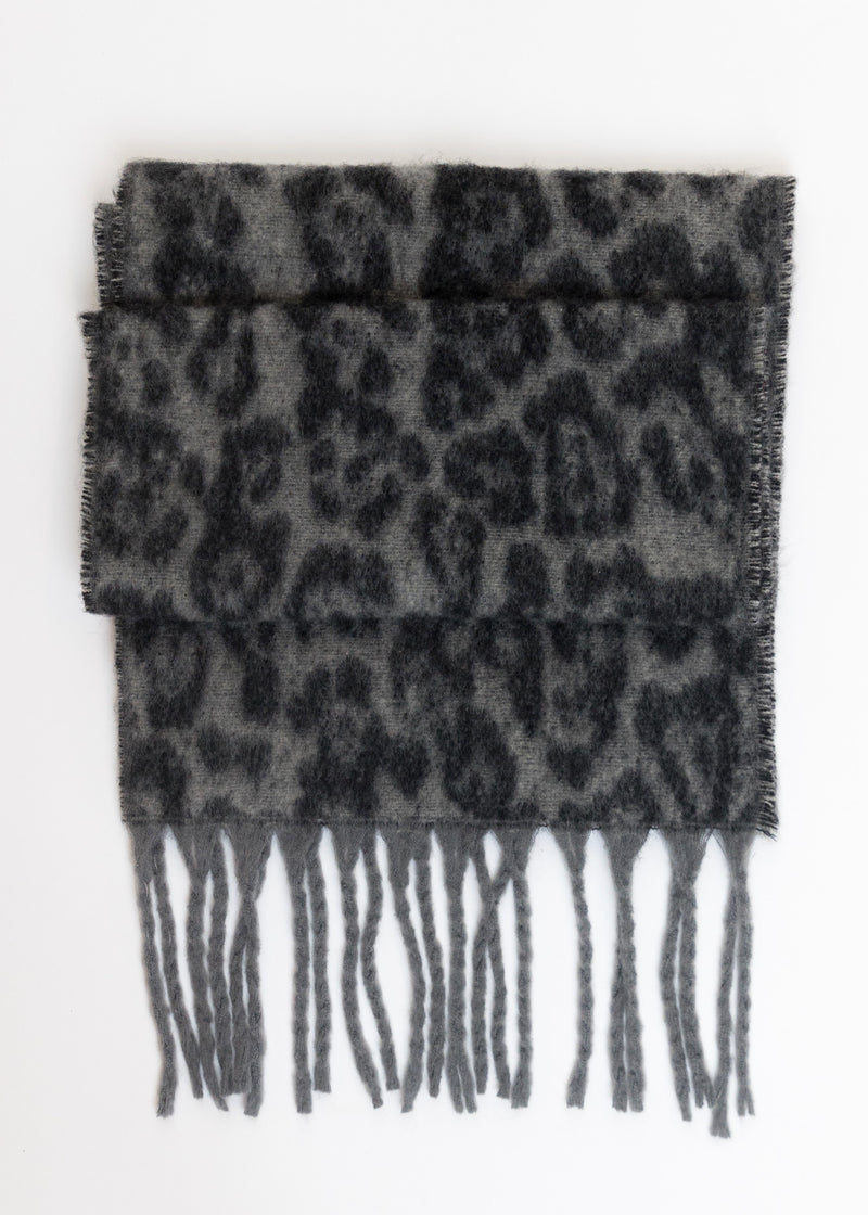 Leopard Scarf | Grey