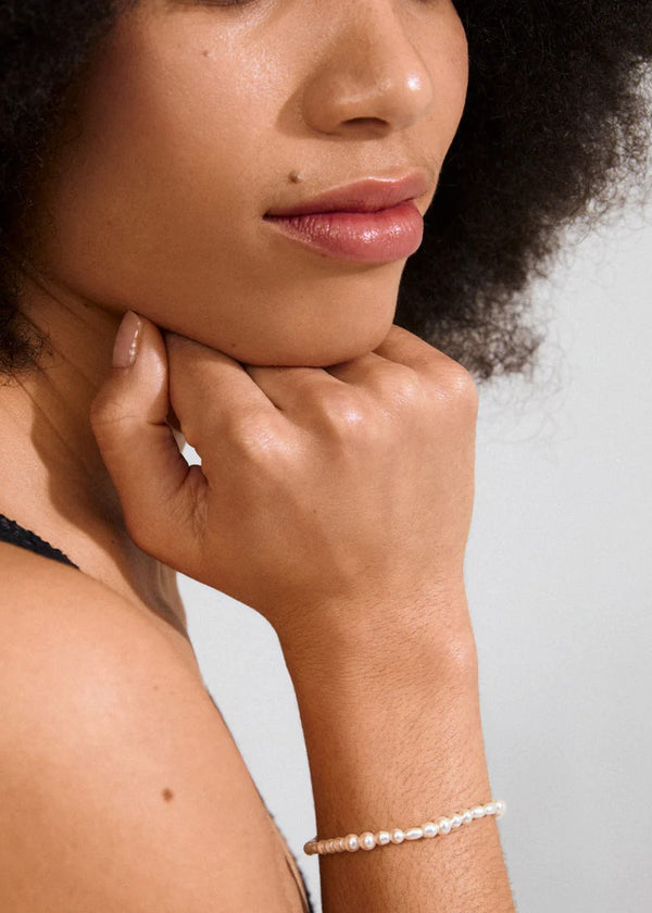 ELLIANA Pearl Bracelet