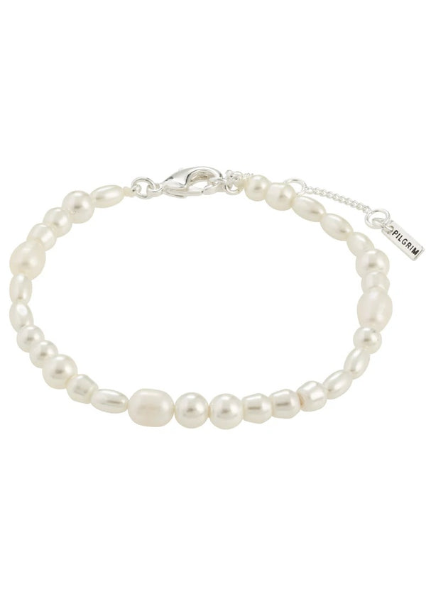 ELLIANA Pearl Bracelet