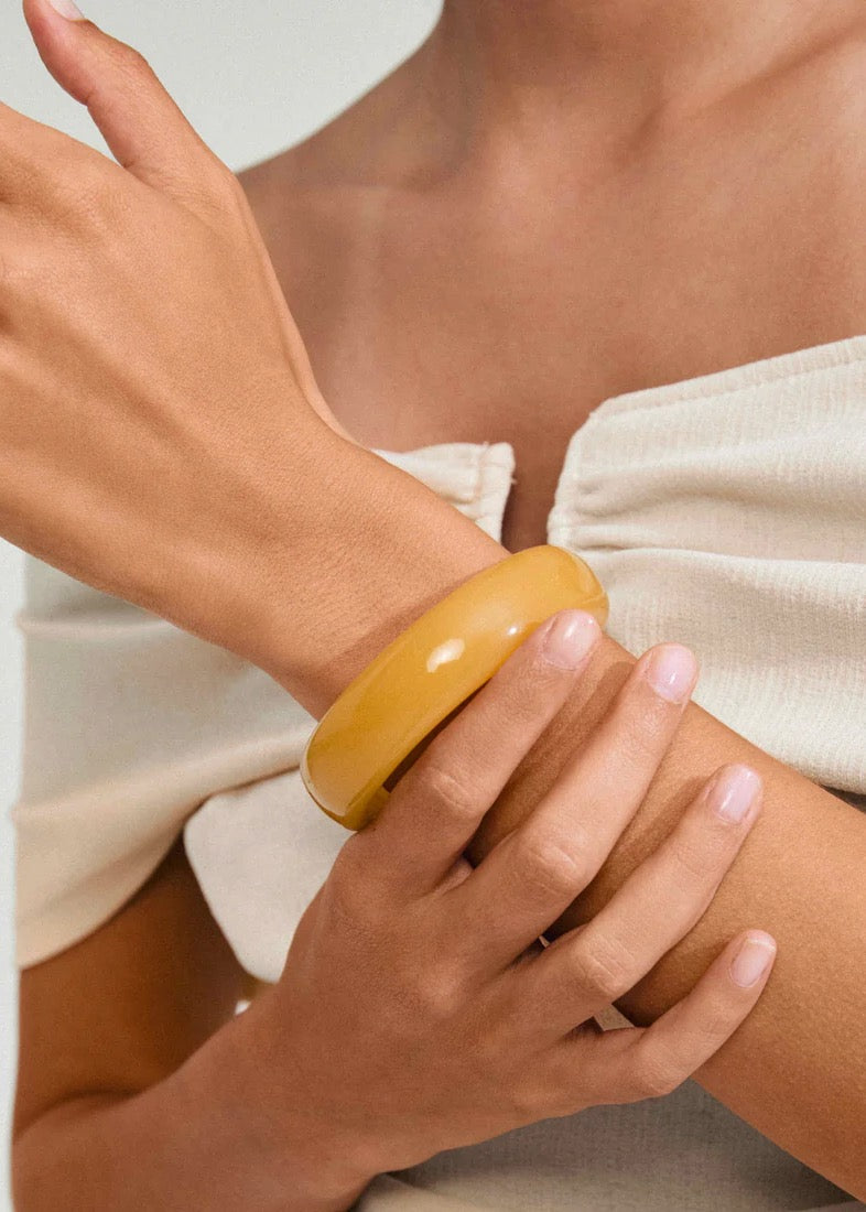 AASE Acrylic Bangle | Yellow