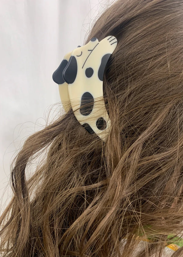 Black and White Matte Acetate Puppy Dog Hair Claw Accessory