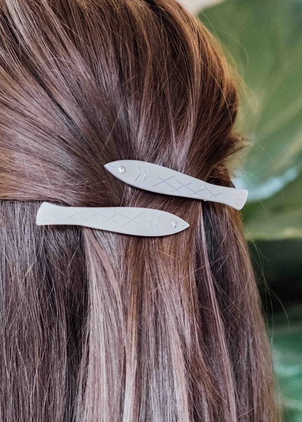 Sardine Fish Hair Clip Set in Silver Acetate with Rhinestone