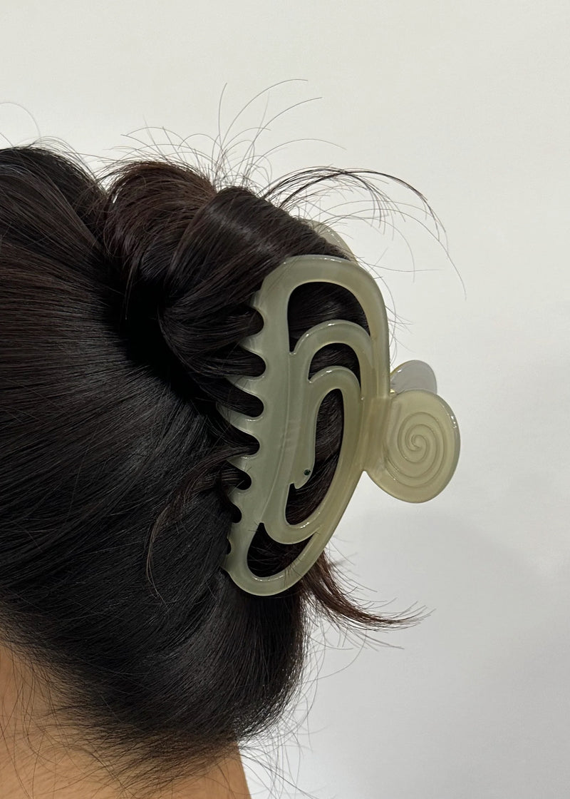 Corra Claw Green Acetate Snake Women's Hair Claw