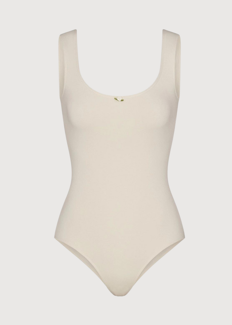 Perfect Scoop Bodysuit In Butter