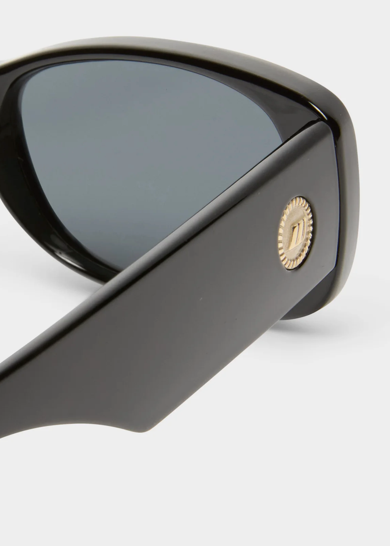 UNREAL! | Shiny Black