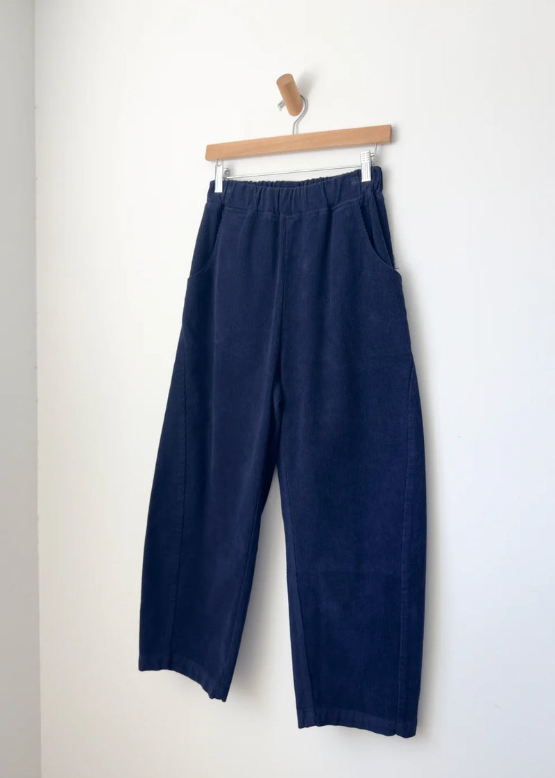 Corduroy Arc Pants | Navy